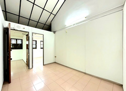 Jurong West Street 92 (D22), Shop House #584826501
